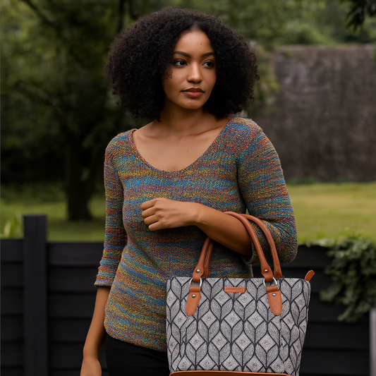 Women’s Monochrome Tote Bags with Vegan Leather Trim Handle – Wholesale