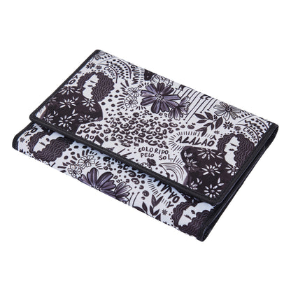 Wholesale Monochrome Trifold Wallet - Fabric with Leather Trim for Women